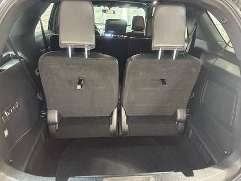 Used 2019 Ford Explorer Limited w/ Class III Trailer Tow Package FWD image 13
