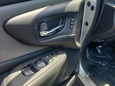 Used 2022 Nissan Murano SL w/ SL Moonroof Package AWD/4WD image 18