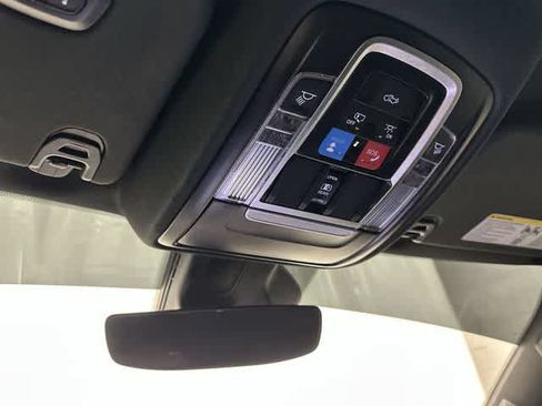 Used 2025 RAM 1500 Laramie AWD/4WD image 20