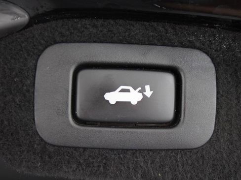 Used 2012 Lexus LS 460 w/ Comfort Pkg RWD image 76