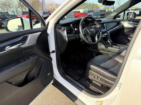 Certified 2023 Cadillac XT5 Premium Luxury w/ Technology Package image 15