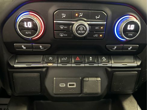 Used 2021 Chevrolet Silverado 1500 RST image 42