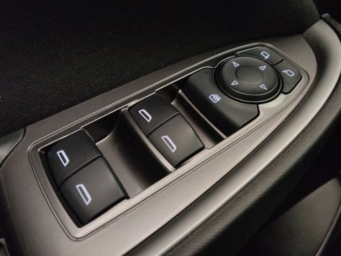 Used 2023 Chevrolet Malibu RS image 27