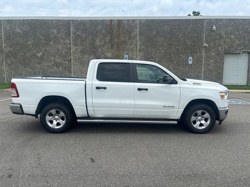 Certified 2024 RAM 1500 Big Horn AWD/4WD image 8