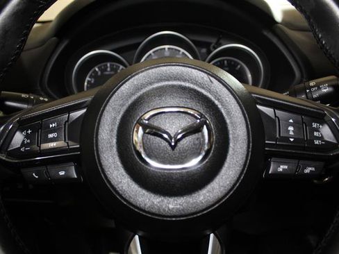 Used 2018 MAZDA CX-5 Touring w/ Preferred Equipment Package AWD/4WD image 16