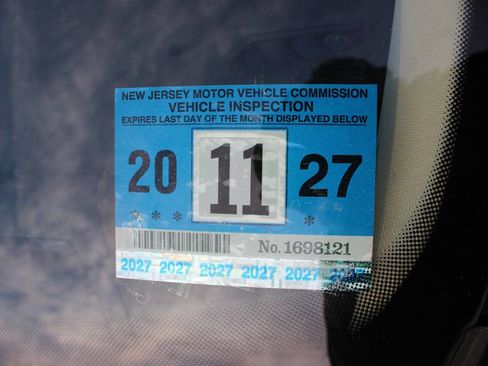 Used 2017 Volkswagen Passat 1.8T R-Line image 16