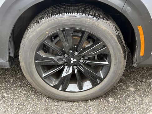 Used 2024 Mitsubishi Eclipse Cross LE AWD/4WD image 8