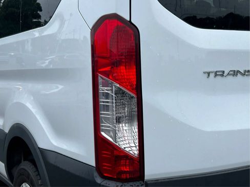 Used 2022 Ford Transit 350 XLT RWD image 33