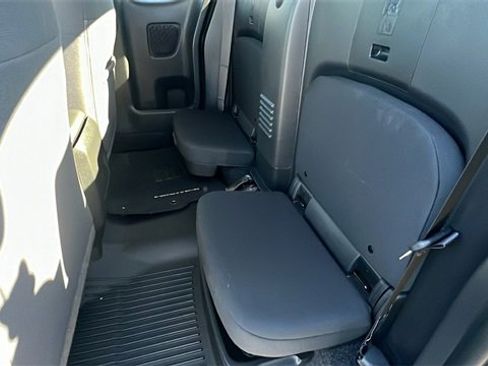 Used 2023 Nissan Frontier S w/ Technology Package image 14