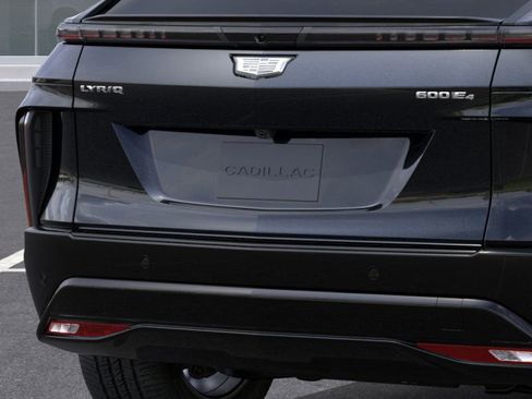 New 2026 Cadillac Lyriq Premium Sport image 44