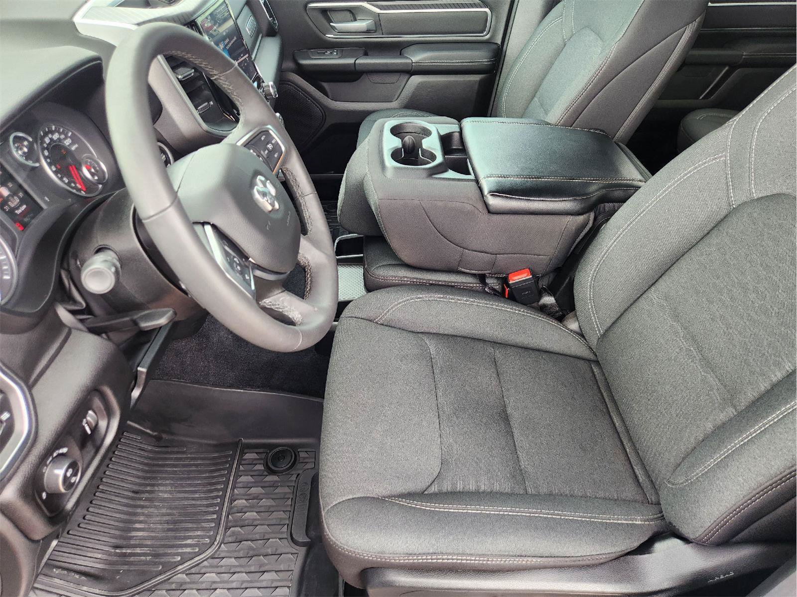 Used 2025 RAM 1500 Big Horn RWD image 13