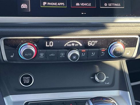 Used 2022 Audi Q3 2.0T Premium w/ Convenience Package image 26