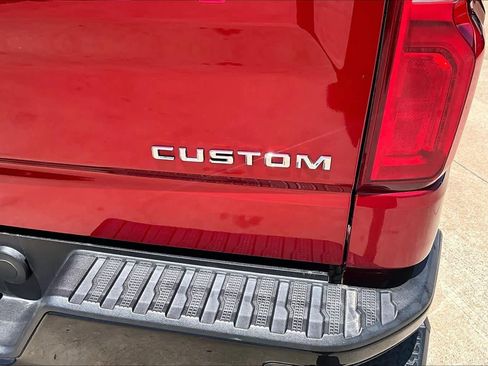 Used 2021 Chevrolet Silverado 1500 Custom Trail Boss w/ Safety Confidence Package AWD/4WD image 11