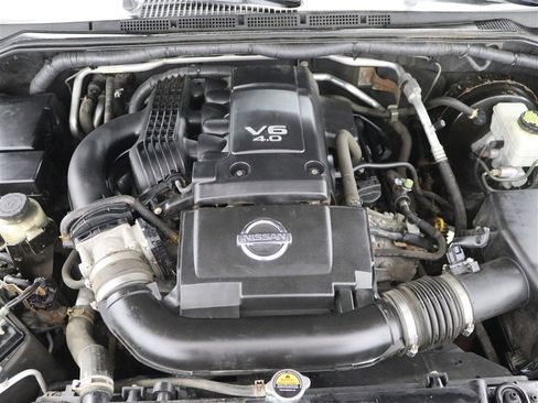 Used 2017 Nissan Frontier SV w/ SV Value Truck Package image 35