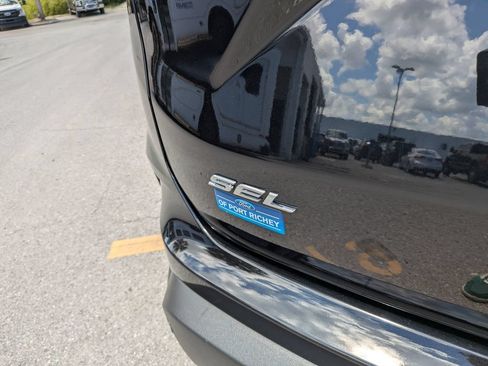 Certified 2024 Ford Edge SEL w/ Sport Appearance Package AWD/4WD image 14