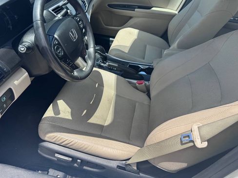 Used 2014 Honda Accord Touring image 15