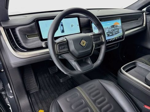 Used 2025 Rivian R1S Adventure AWD/4WD image 4
