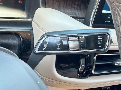 Used 2021 Lincoln Nautilus Reserve w/ Equipment Group 201A AWD/4WD image 19