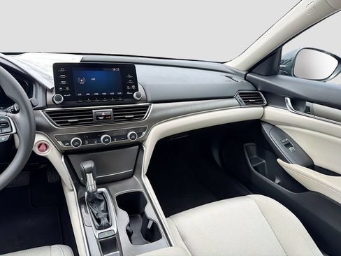 Used 2018 Honda Accord LX image 21