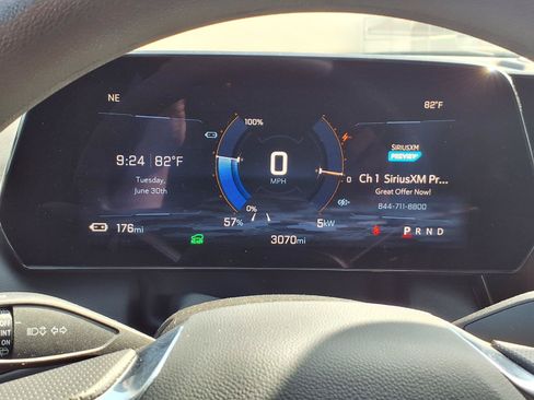 Used 2025 Chevrolet Equinox EV LT FWD image 18
