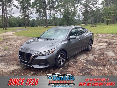 Used 2023 Nissan Sentra SV image 1