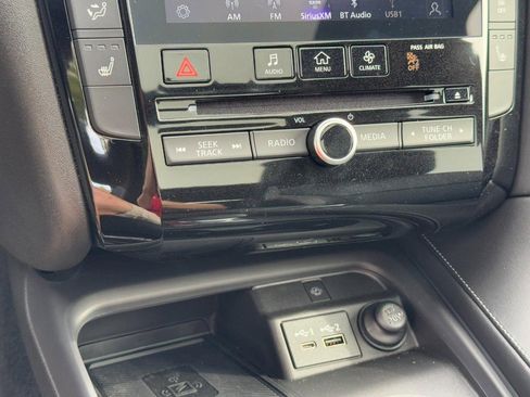 Used 2025 INFINITI QX50 Luxe image 22