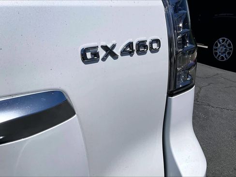 Used 2022 Lexus GX 460 Premium AWD/4WD image 9