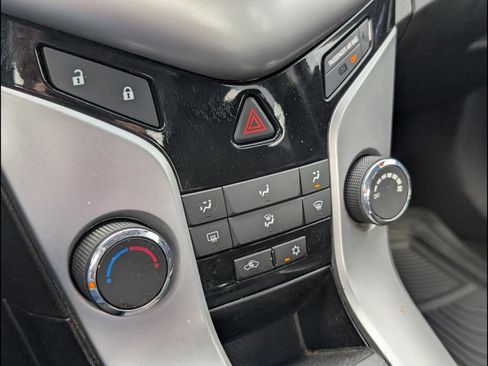 Used 2013 Chevrolet Cruze LT w/ RS Package FWD image 15