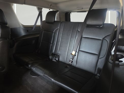 Used 2019 GMC Yukon XL SLT w/ Premium Edition AWD/4WD image 28
