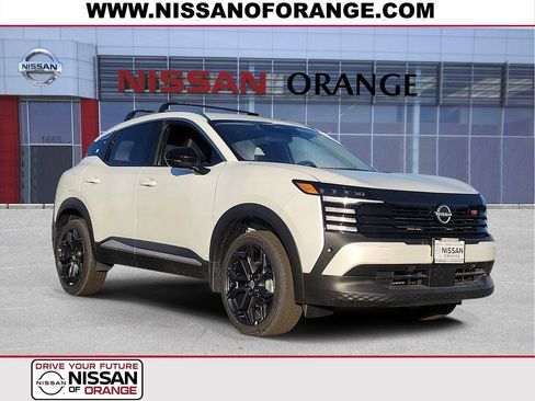 New 2026 Nissan Kicks SR FWD image 1