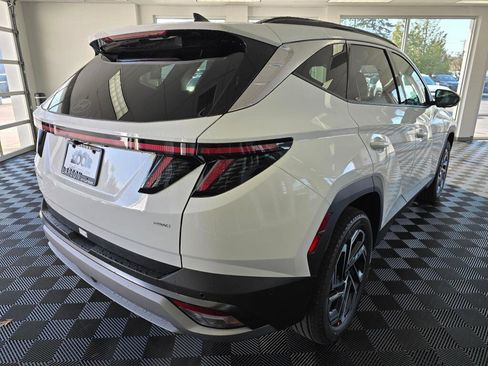 New 2026 Hyundai Tucson Limited AWD/4WD image 3