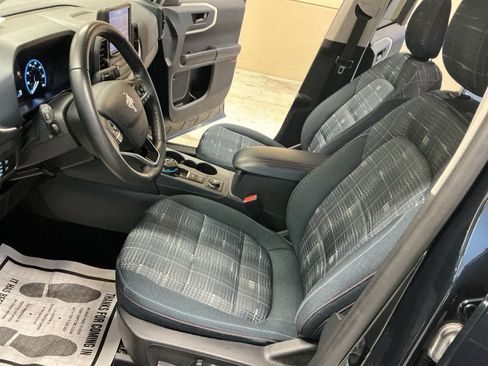 Used 2023 Ford Bronco Sport Heritage w/ Heritage Convenience Package image 11