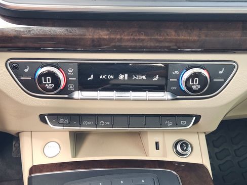 Used 2019 Audi Q5 2.0T Premium AWD/4WD image 20