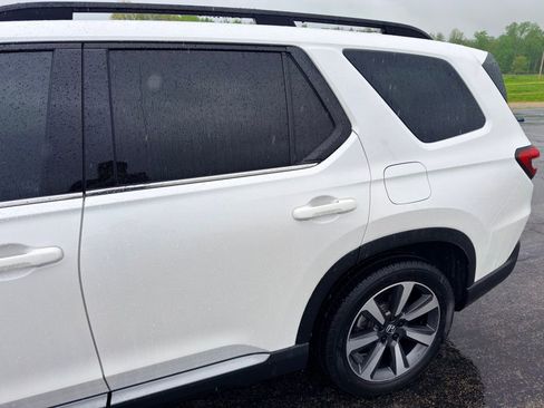Used 2023 Honda Pilot Elite image 15