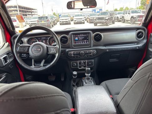 Used 2018 Jeep Wrangler Unlimited Sport S AWD/4WD image 20