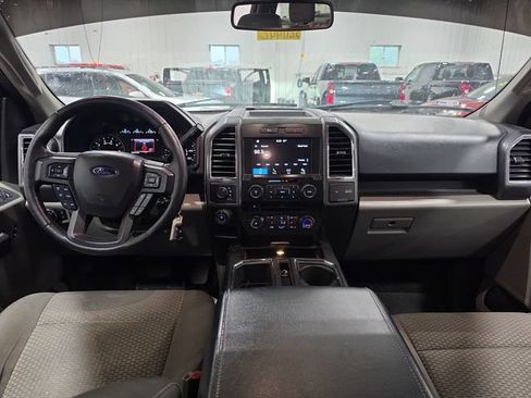 Used 2016 Ford F150 XLT w/ Equipment Group 302A Luxury AWD/4WD image 4