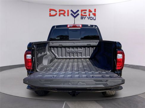 New 2026 GMC Canyon Elevation w/ Convenience Package RWD image 33