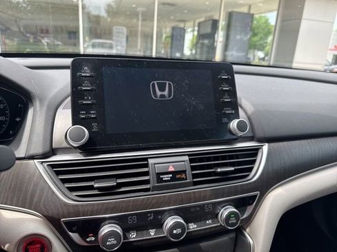 Used 2018 Honda Accord EX-L image 31