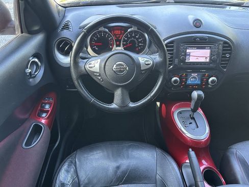 Used 2013 Nissan Juke SL AWD/4WD image 12