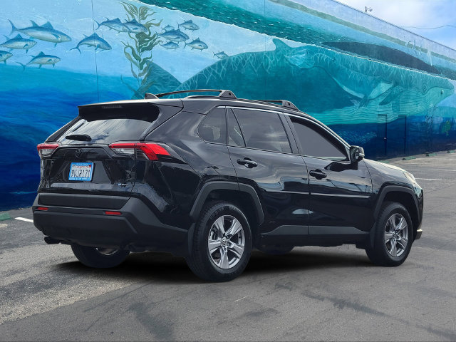 Used 2025 Toyota RAV4 XLE w/ Convenience Package AWD/4WD image 4