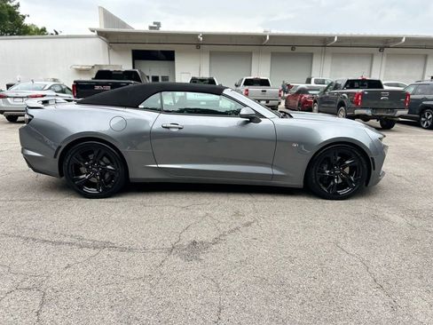 Used 2020 Chevrolet Camaro SS RWD image 8