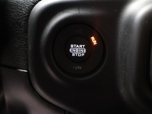 Used 2022 Jeep Gladiator Mojave w/ Cold Weather Group AWD/4WD image 25