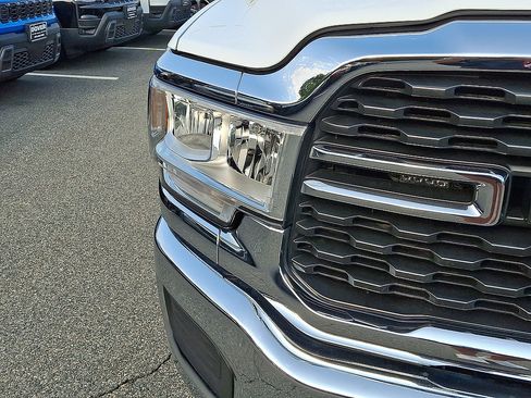 Used 2022 RAM 2500 Big Horn AWD/4WD image 19