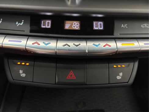 Used 2021 Cadillac CT4 Luxury w/ Sun And Sound Package RWD image 43