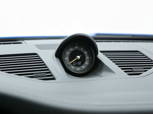 Certified 2022 Porsche 911 GT3 image 24