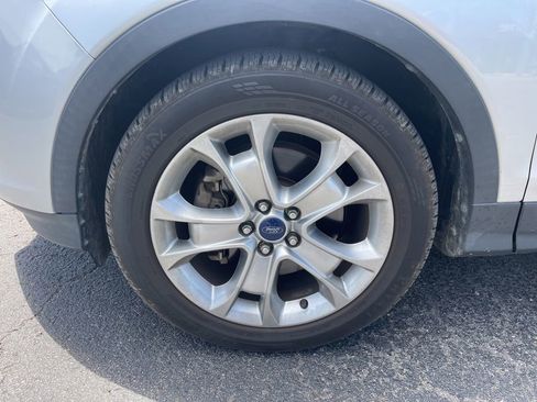 Used 2014 Ford Escape Titanium FWD image 9