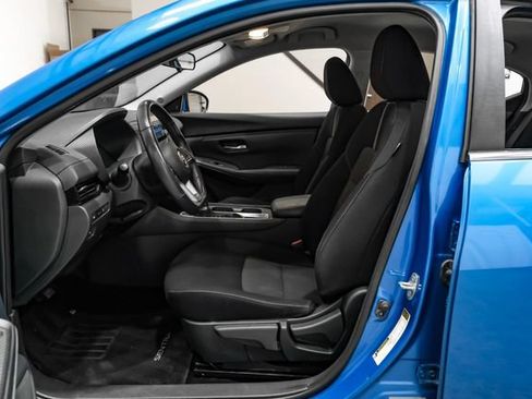 Used 2023 Nissan Sentra SV w/ All-Weather Package FWD image 4