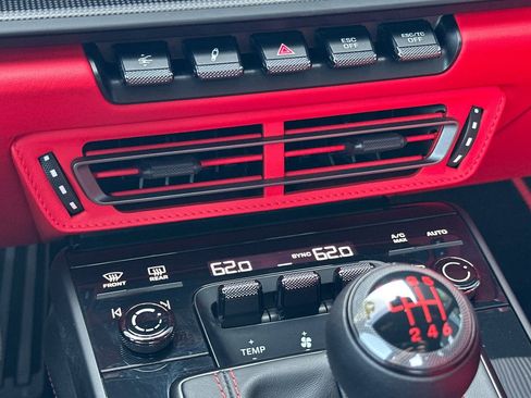 Certified 2022 Porsche 911 GT3 image 24