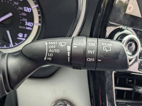 Used 2022 Toyota Highlander Platinum image 15