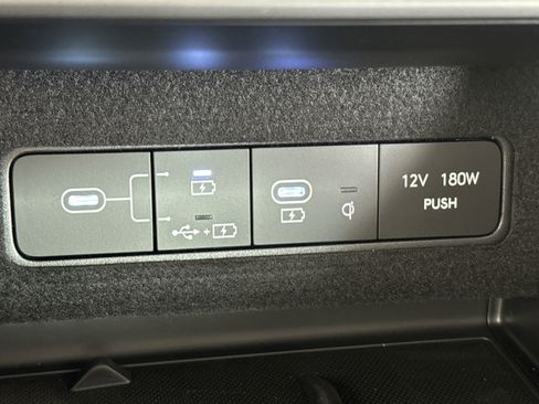 Used 2025 Hyundai Sonata Limited FWD image 23